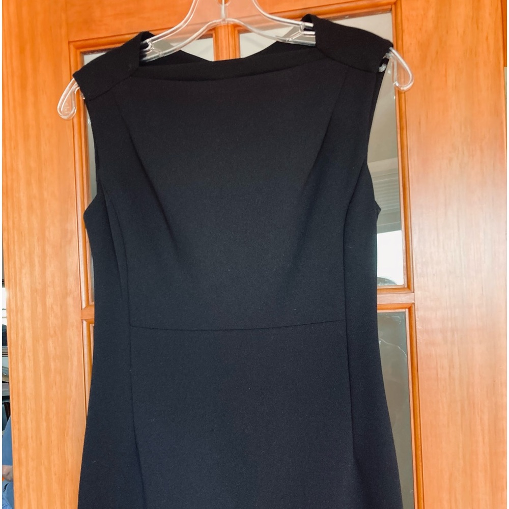 Calvin Klein black sleeveless classic dress size 2